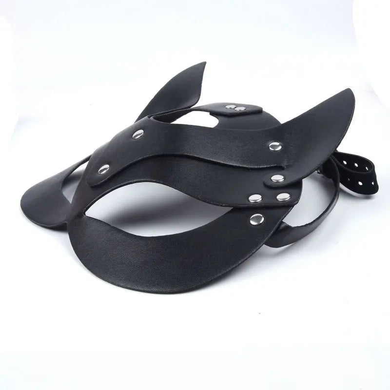 Kit BDSM Femme – Menottes, Fouet & Queue de Renard