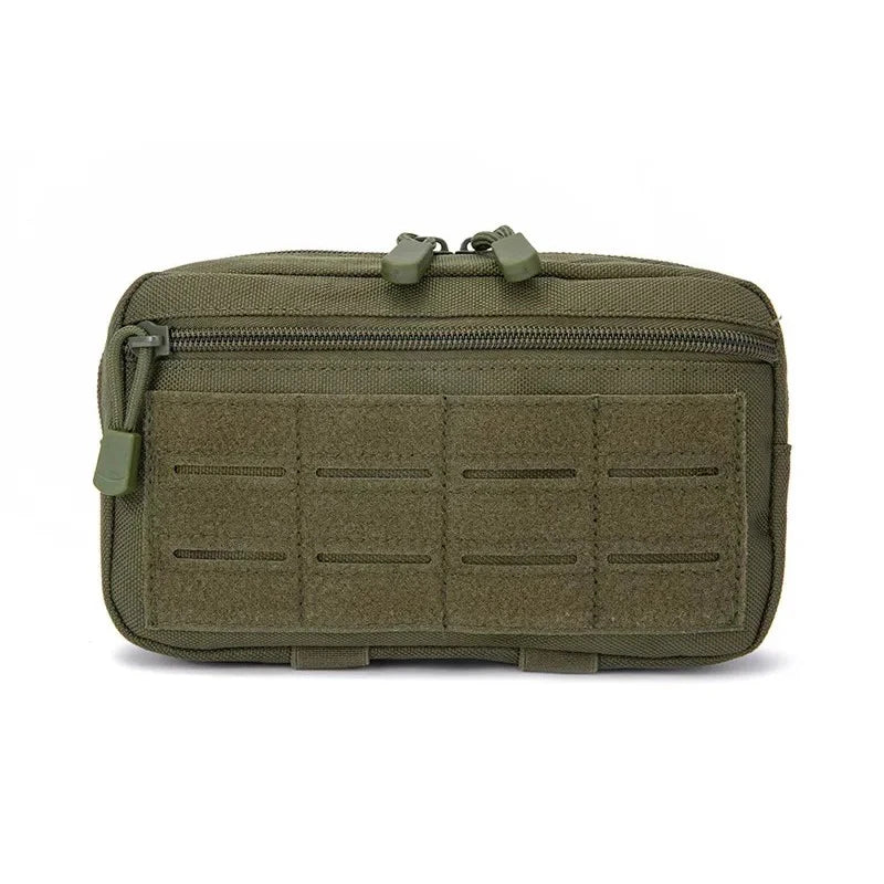 sacoche compacte et pratique concue pour trasporter et orgager facilement les petits objets du quotidien ....