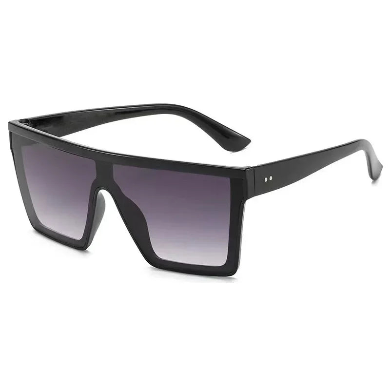 Lunetteso soleil oversize  futuristes-style tendance...