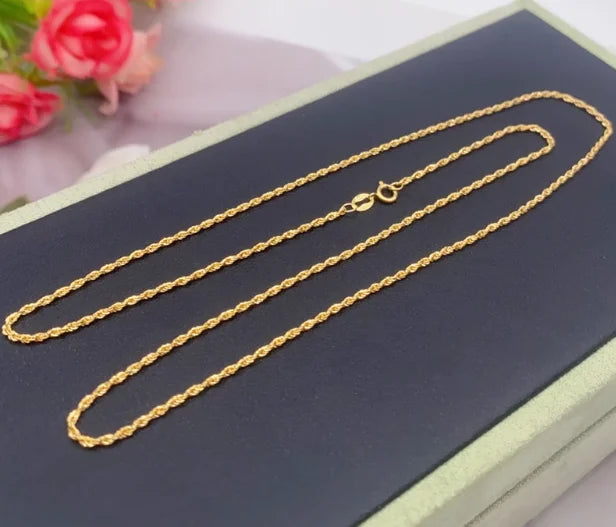 : Collier Choker Chaîne Dorée & Pompons Orange — Style Bohème Chic