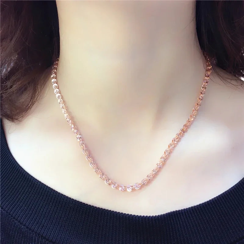 Collier Chaîne Tressée en Or Rose 14 Carats — Finition Étincelante, Style Luxe (45 cm)