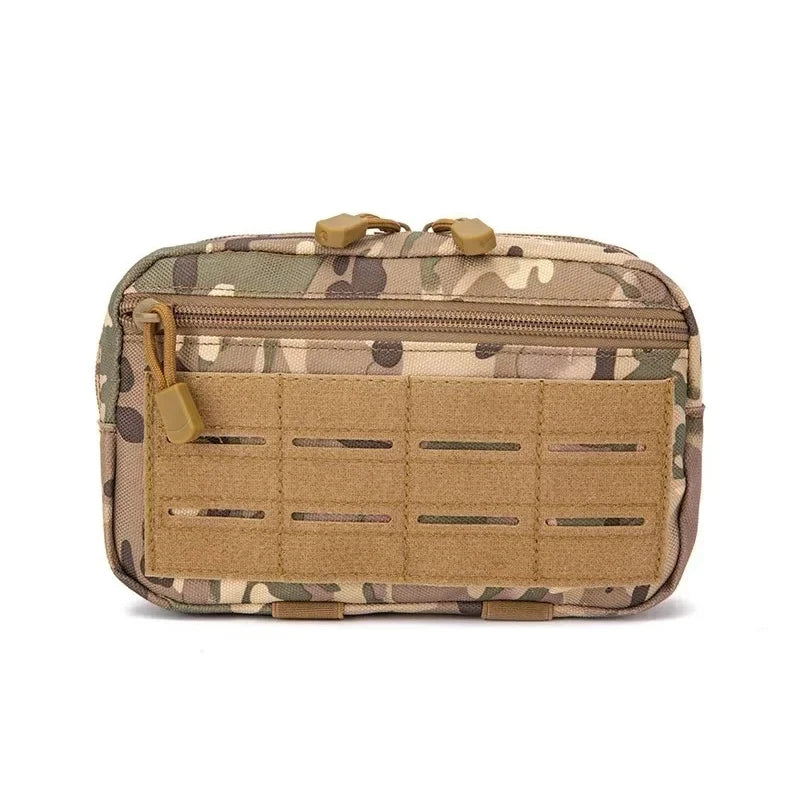 sacoche compacte et pratique concue pour trasporter et orgager facilement les petits objets du quotidien ....